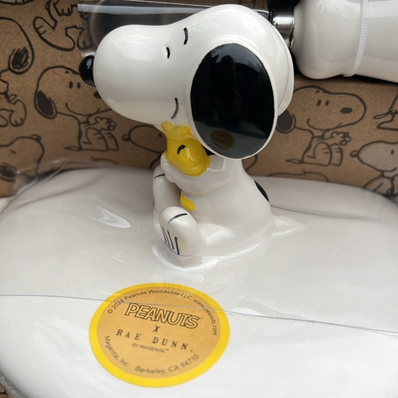 New boxed Peanuts Rae Dunn Snoopy Brie Baker Set Happiness is Cheese. - Picture 4 of 8
